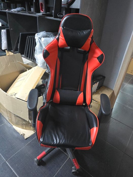 Продам компьтерные кресла игровые