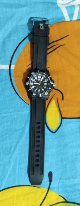Продаю Часы luminox