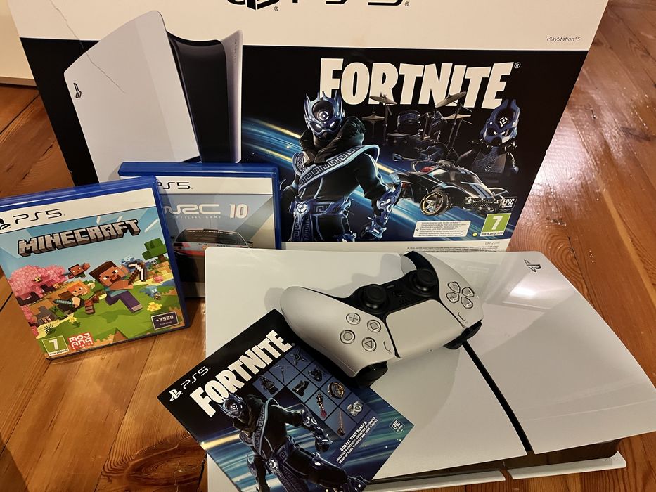 PS5 Slim Fortnite