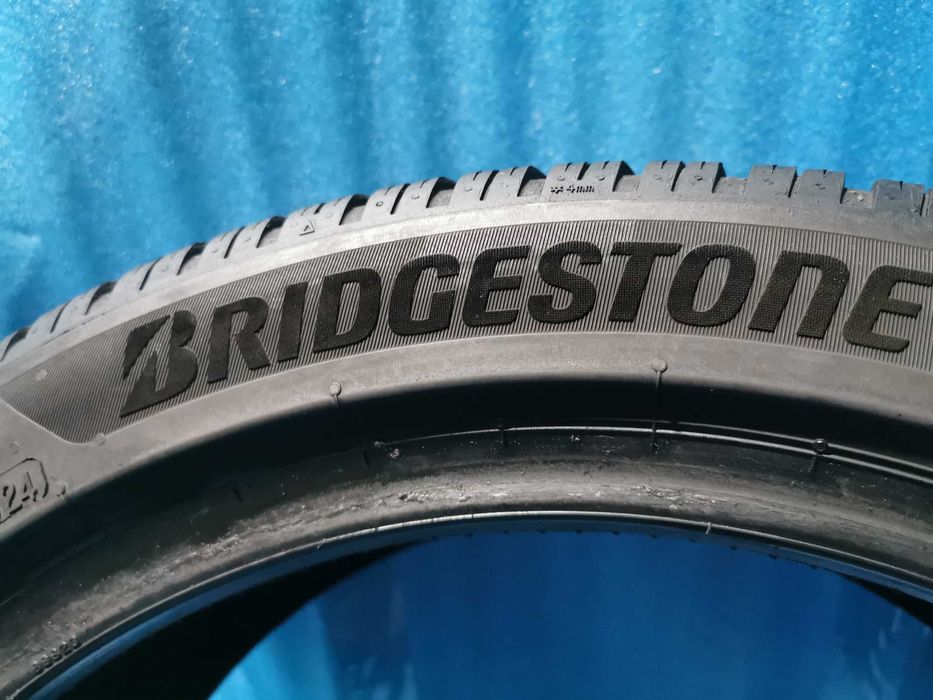 225 45 18 bridgestone m+s 4 buc