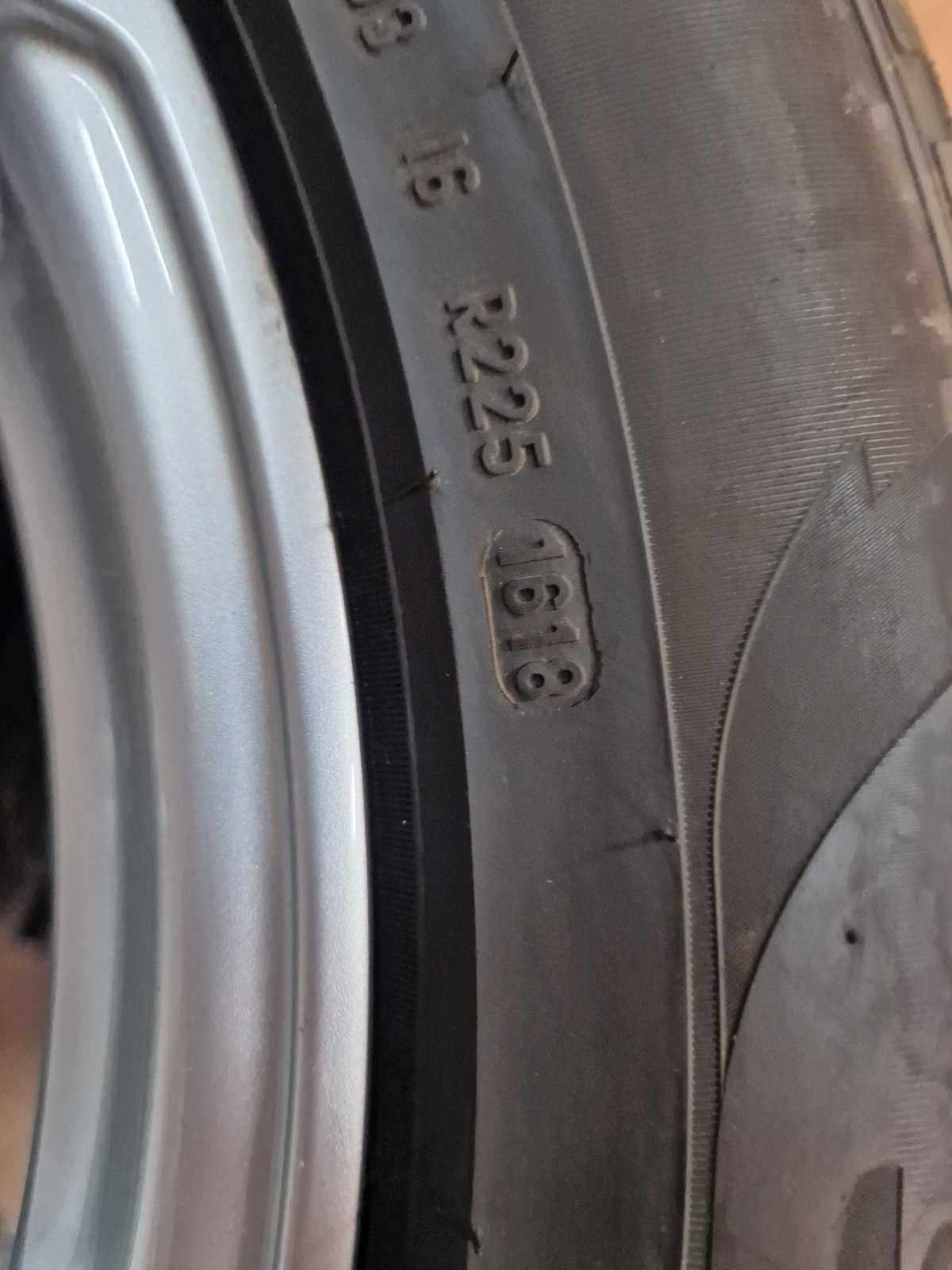 4 Pirelli R20 255/50/ 
зимни гуми 
DOT1618