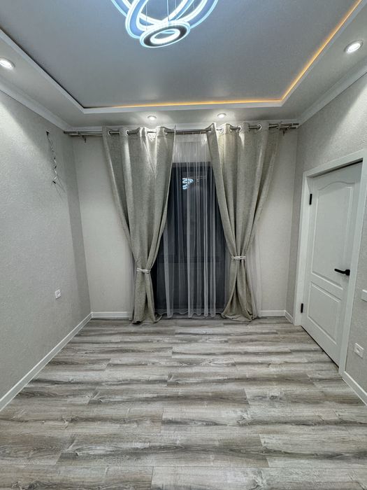 Центр. Паркенский. Таунхаус. 100кв.м 4 ком + кузня свой дворик