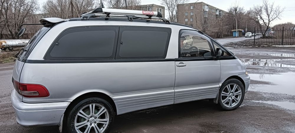 Машина хорошая  торг есть