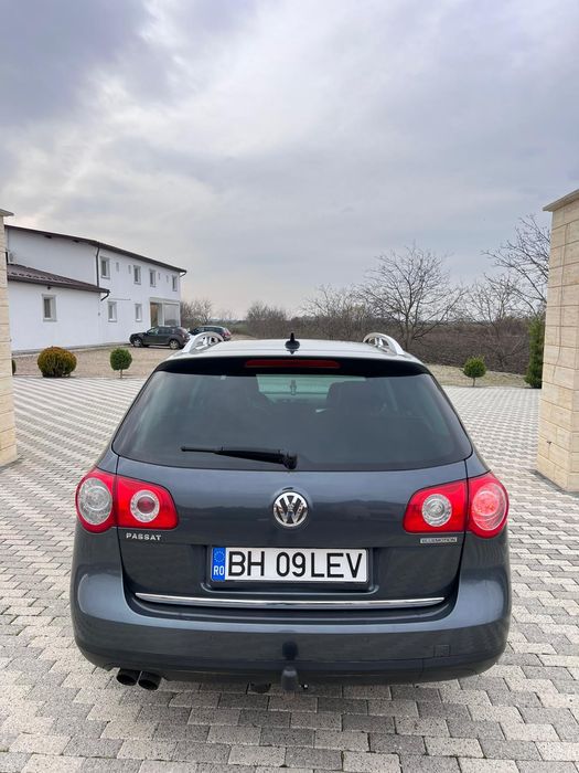 Vând urgent volkswagen passat b6