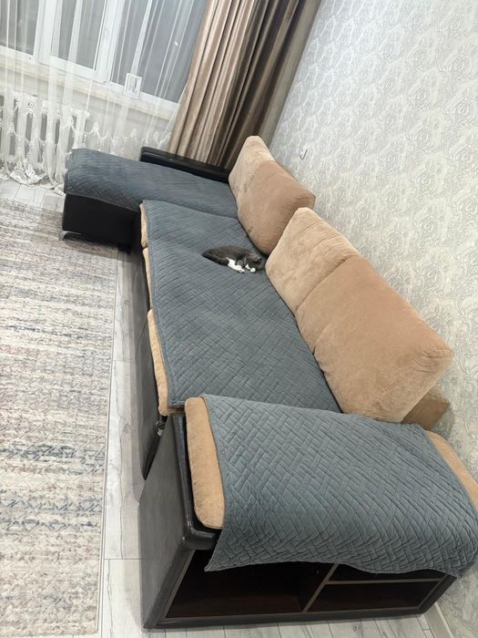 Диван угловой в хорошем состоянии