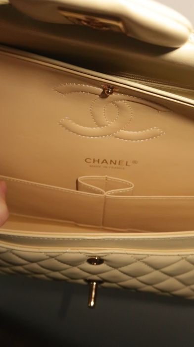 Chanel жълта чанта