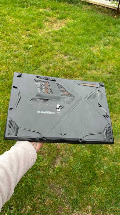 Laptop MSI GF63 Thin 11SC – i7 / GTX 1650 / 16GB RAM / 1TB SSD