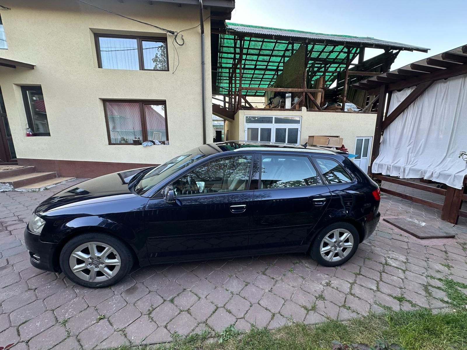 Audi A3 facelift,  an 2011,  cutie automată