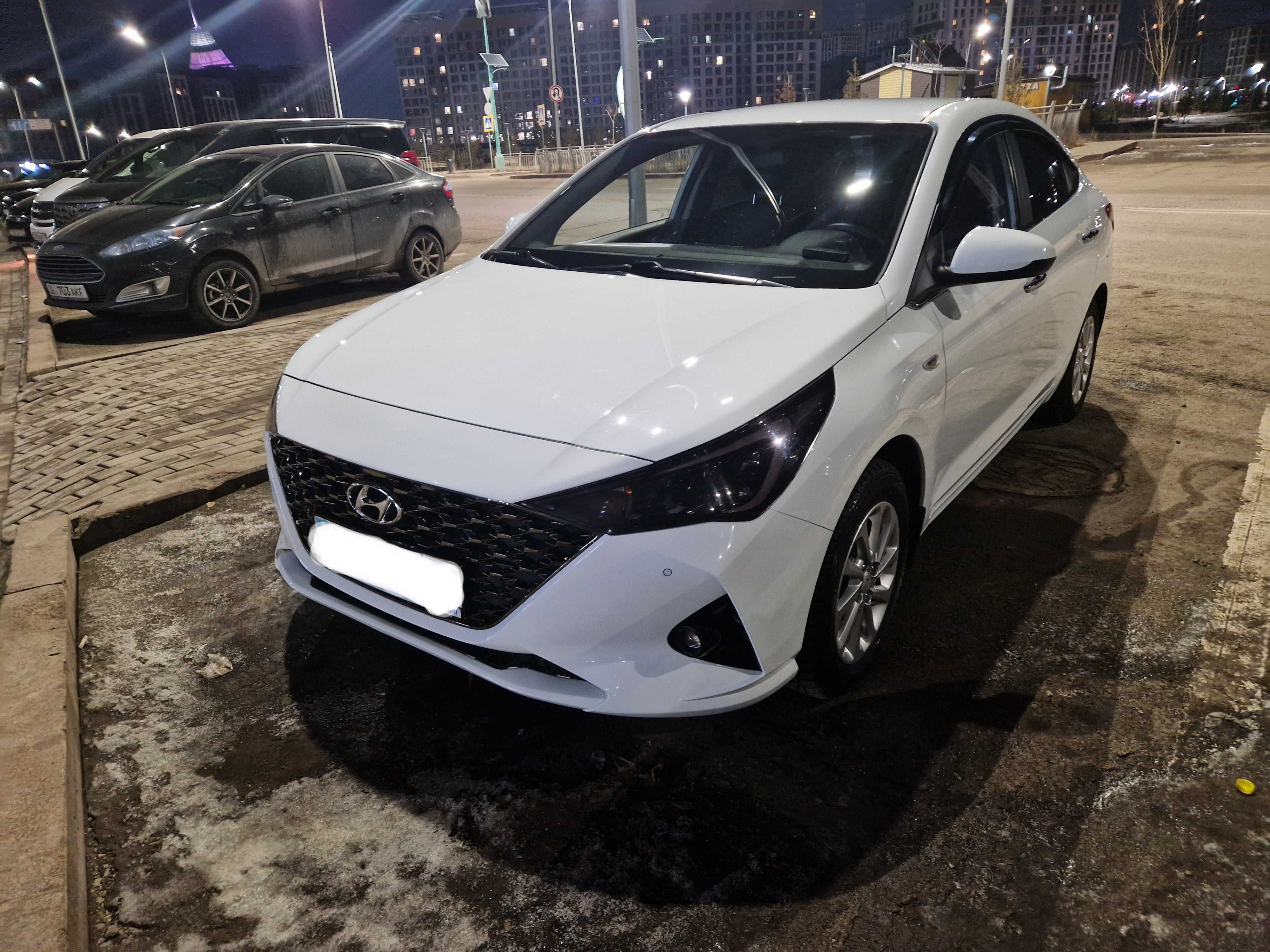 Продаю Hyunday Accent (1.6), 2020 года, Push-start, цена 8.5млн