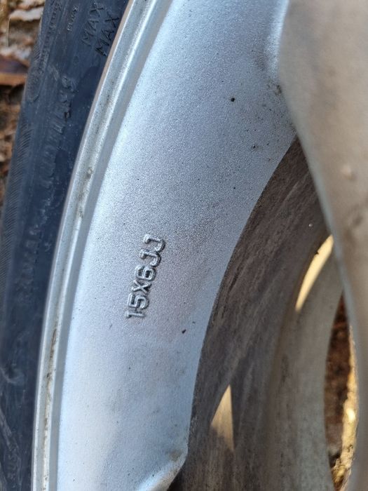 Set jante+cauciucuri Dacia R15