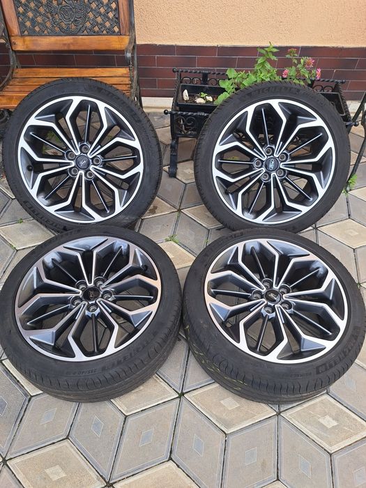 Jante Ford R18+Anvelope 235 40 r 18 Michelin 2022
