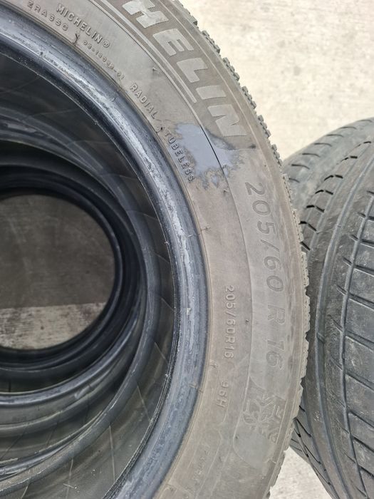 Michelin iarna 205 60 r16