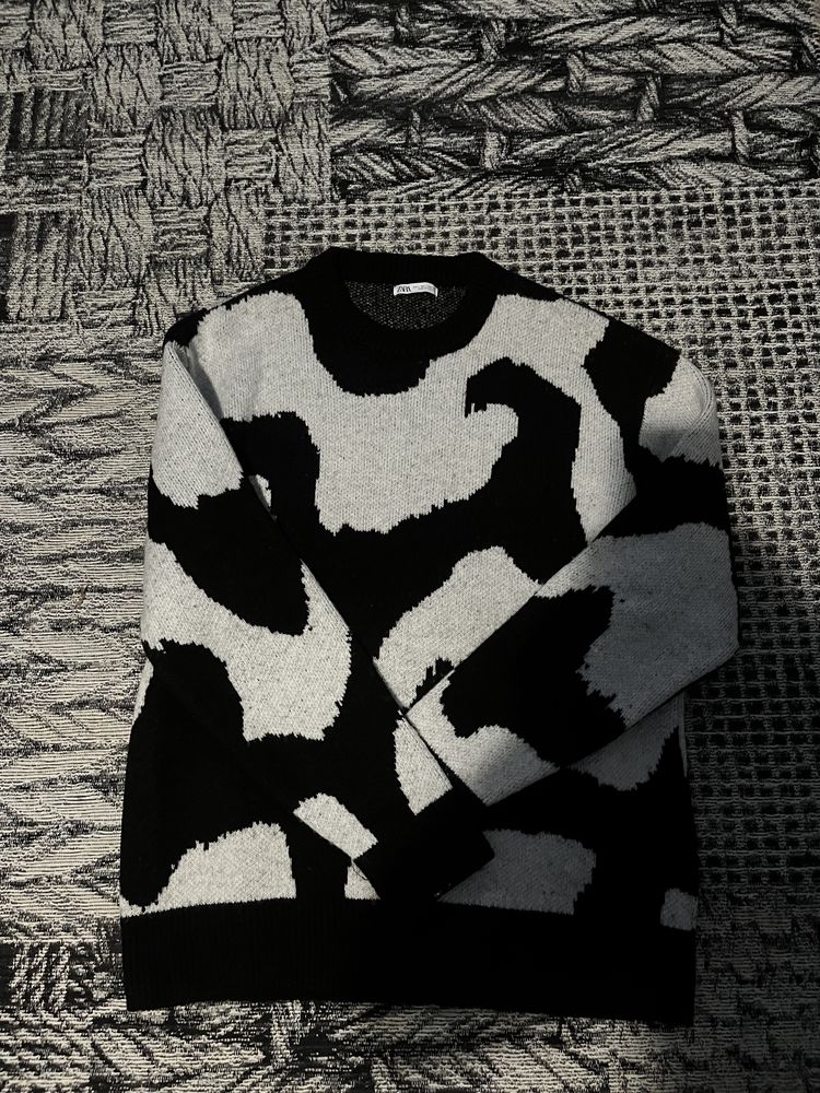 2 sweatere zara M