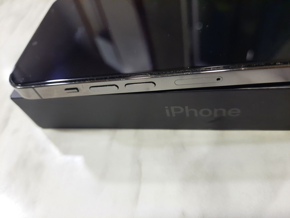 Продаю свой iPhone 13 pro max  256gb
