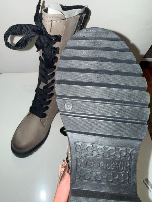 Ghete Dama s.oliver si  Tamaris