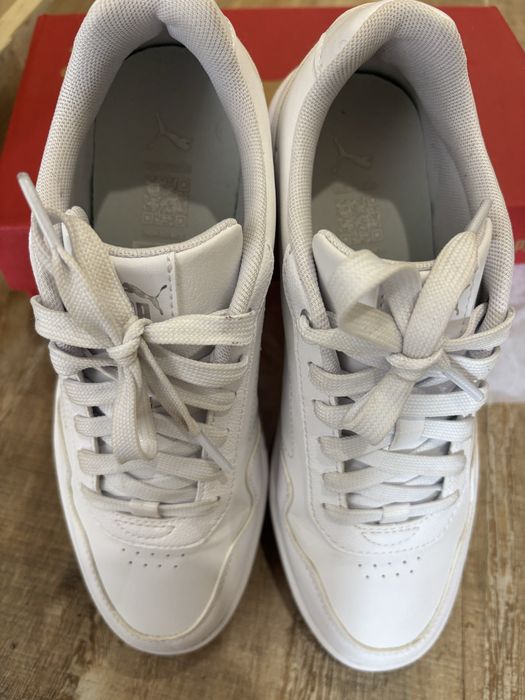 Сникърси Puma Court Classy - номер 39