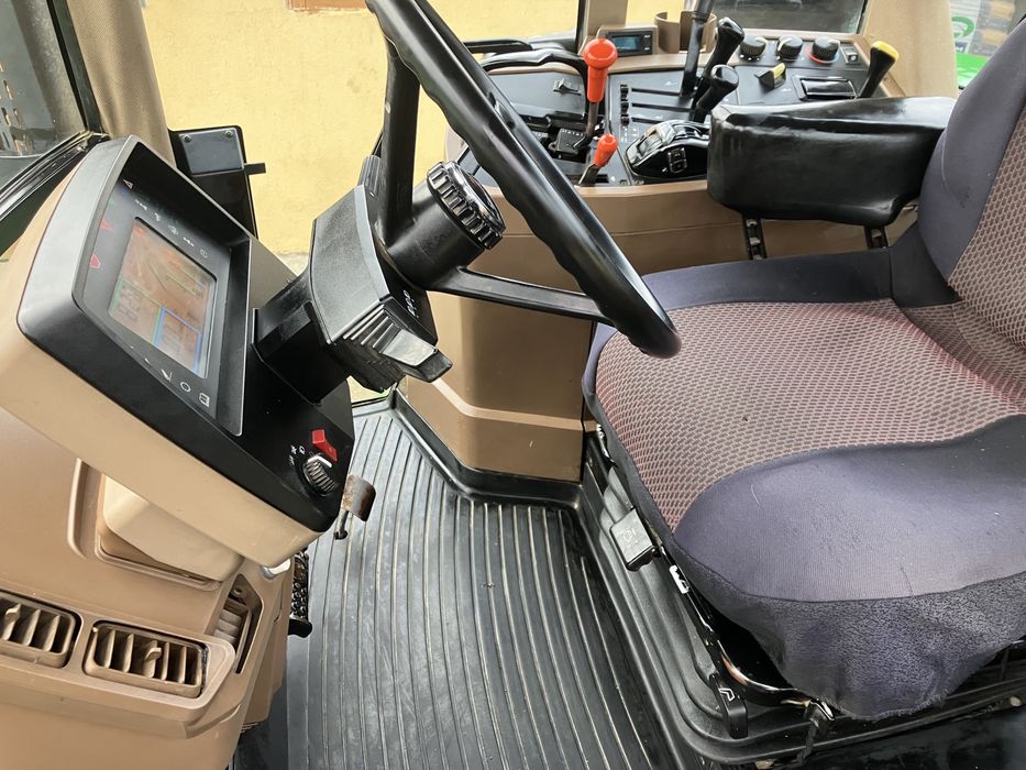 Tractor John Deere 7710