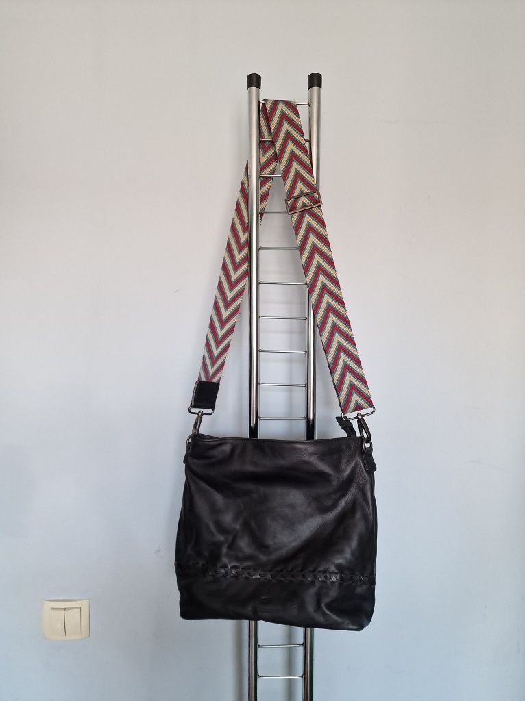 Страхотна дамска чанта MICMACBAGS естествена кожа