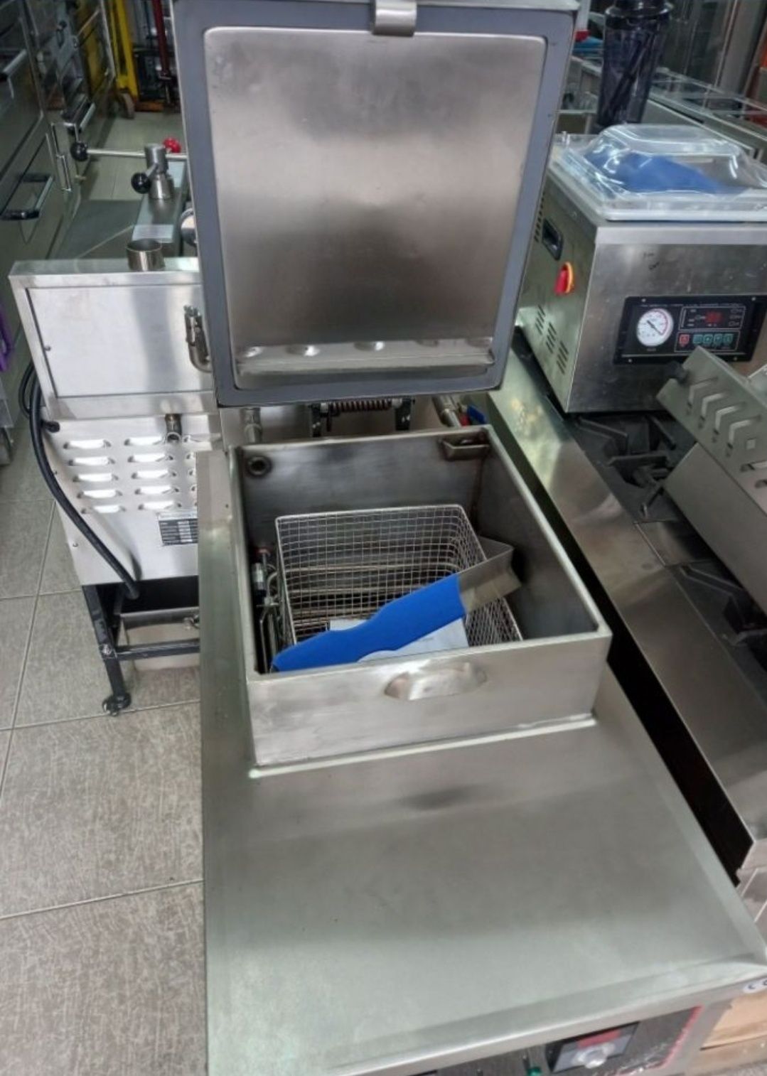 КФС KFC aparati  фритюрницца kfs aparat kefse aparad