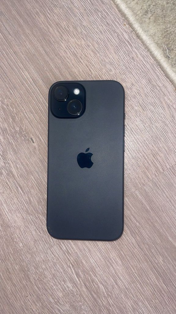 Iphone 15 pentru piese