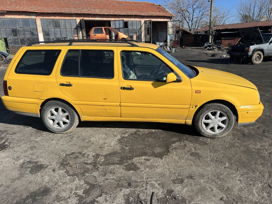 Голф 3 комби (1.6i 74kw 1997г.) на части