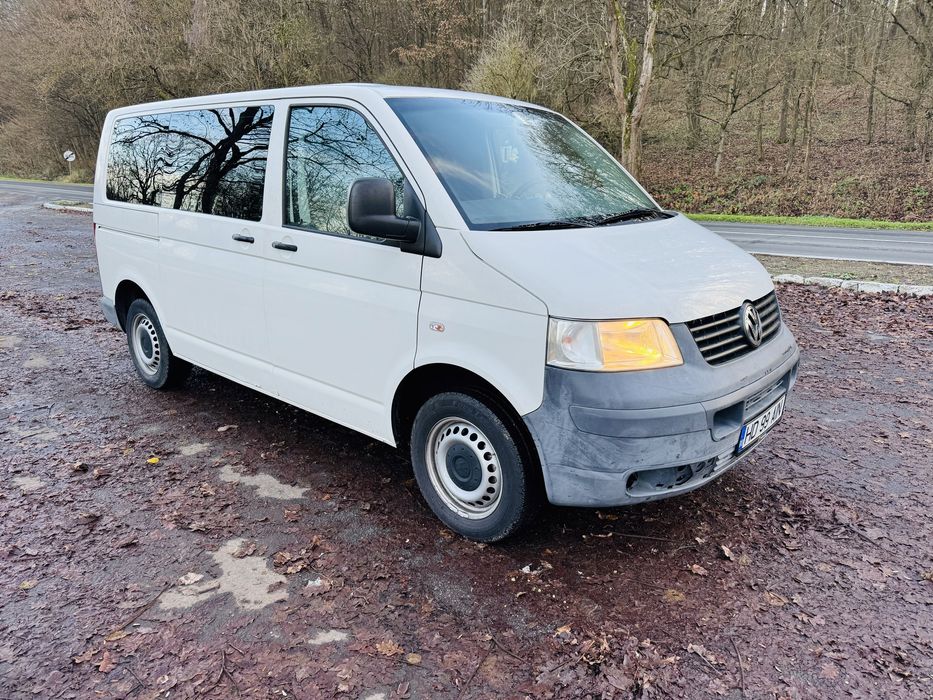 VW T5 Transporter 1.9 TDI 8+1 locuri arata si functioneaza foarte bine