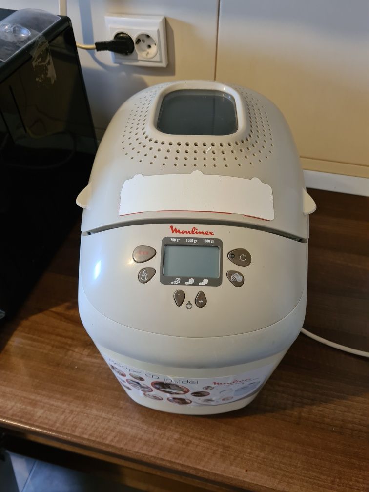 Masina de paine Moulinex OW502330, 1650 W, 1500 g, 16 programe