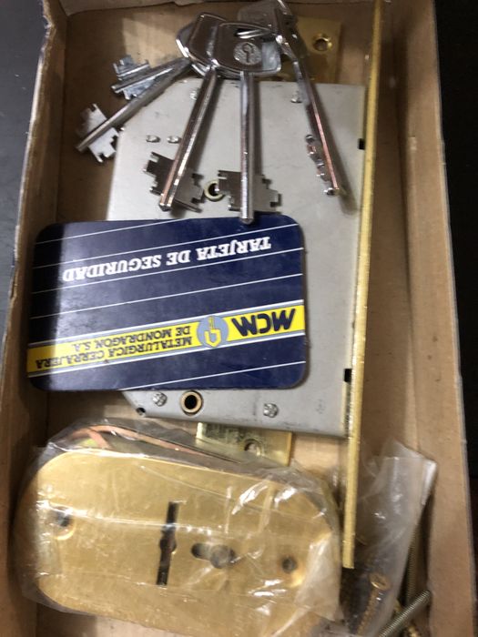 Замок MCM врезной Сувальдный Сейфовый пр Испания