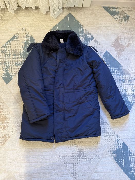 Продается военный бушлат в размере 48-50 новая зимняя теплая