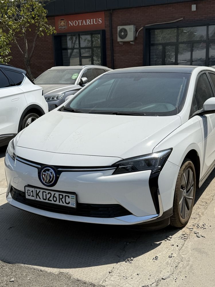 Buick, buyuk, буик, буюк valete 6, оқ, 2024 йил 31.000 км юрган тоза