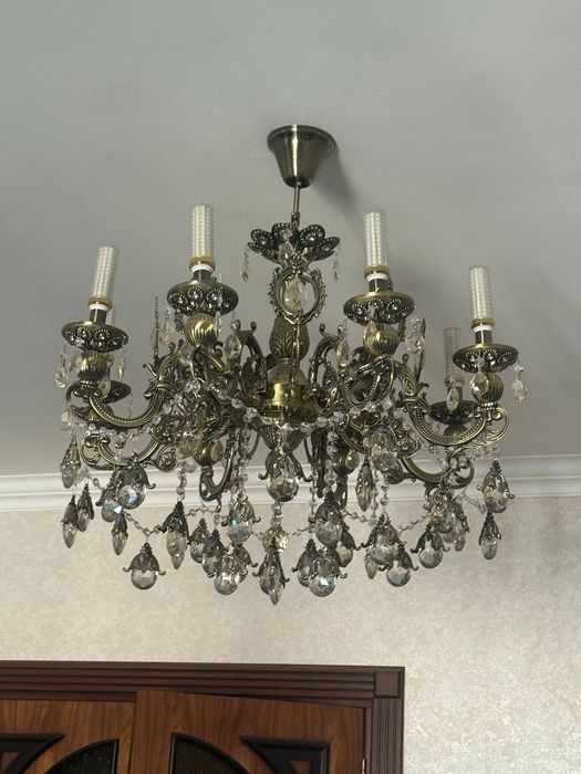 Люстра для гостинной