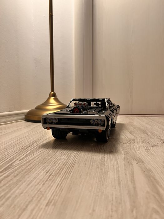 LEGO tehnic- Dom’s Dodge Charger