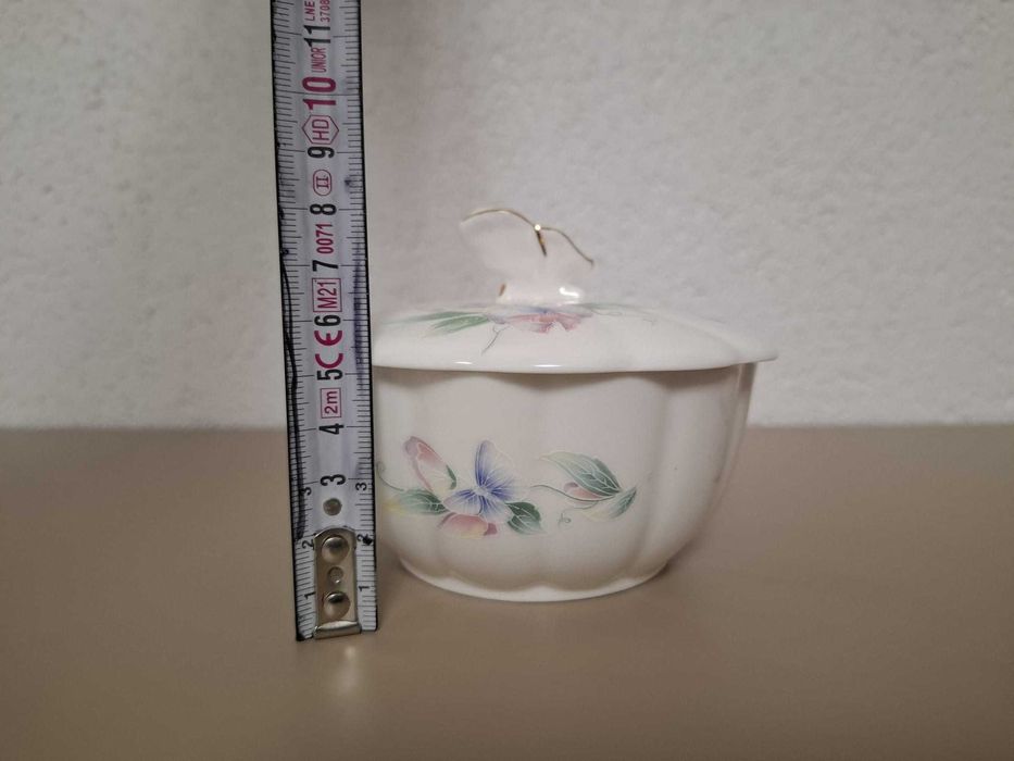 Caseta bijuterii marca Aynsley