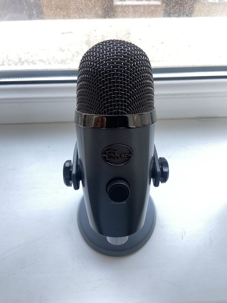 Микрофон blue yeti nano