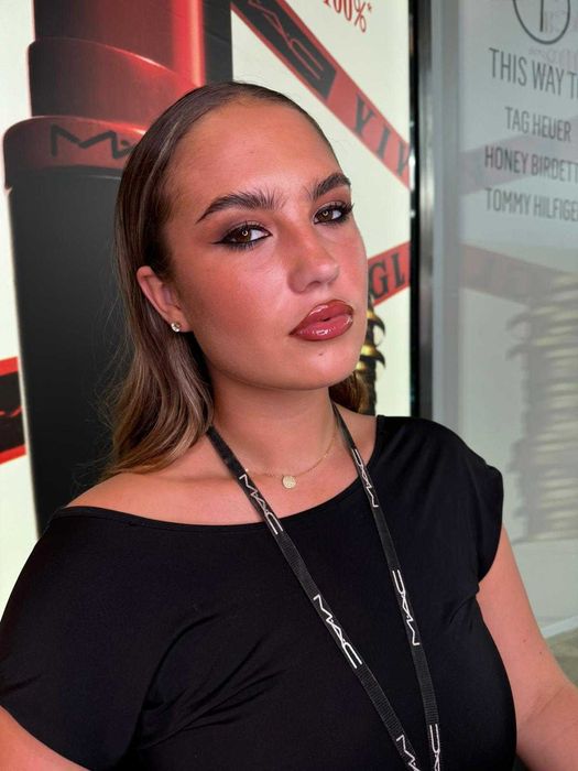 Make-up la domiciliul clientului