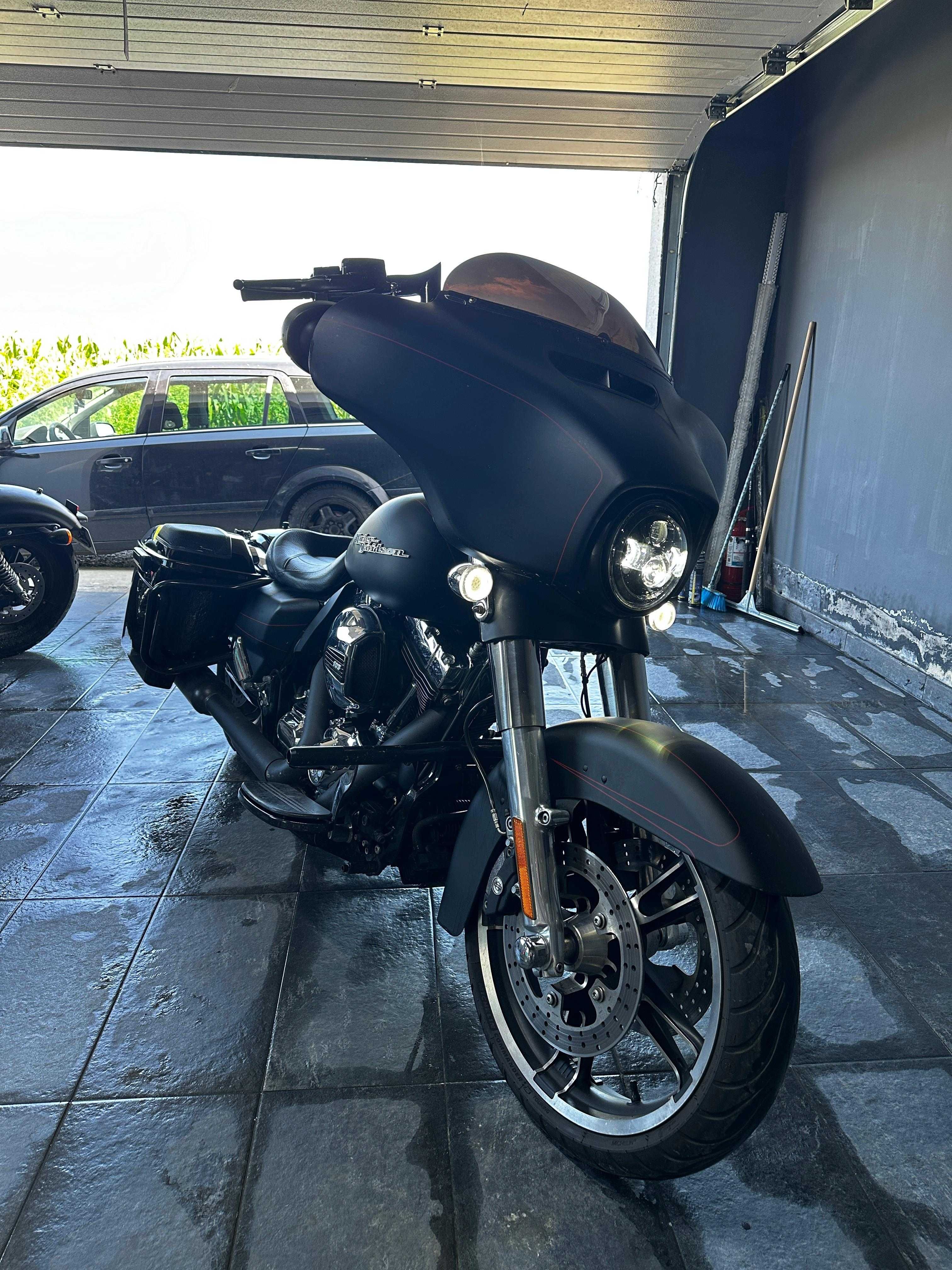 Vand Harley Davidson Street Glide