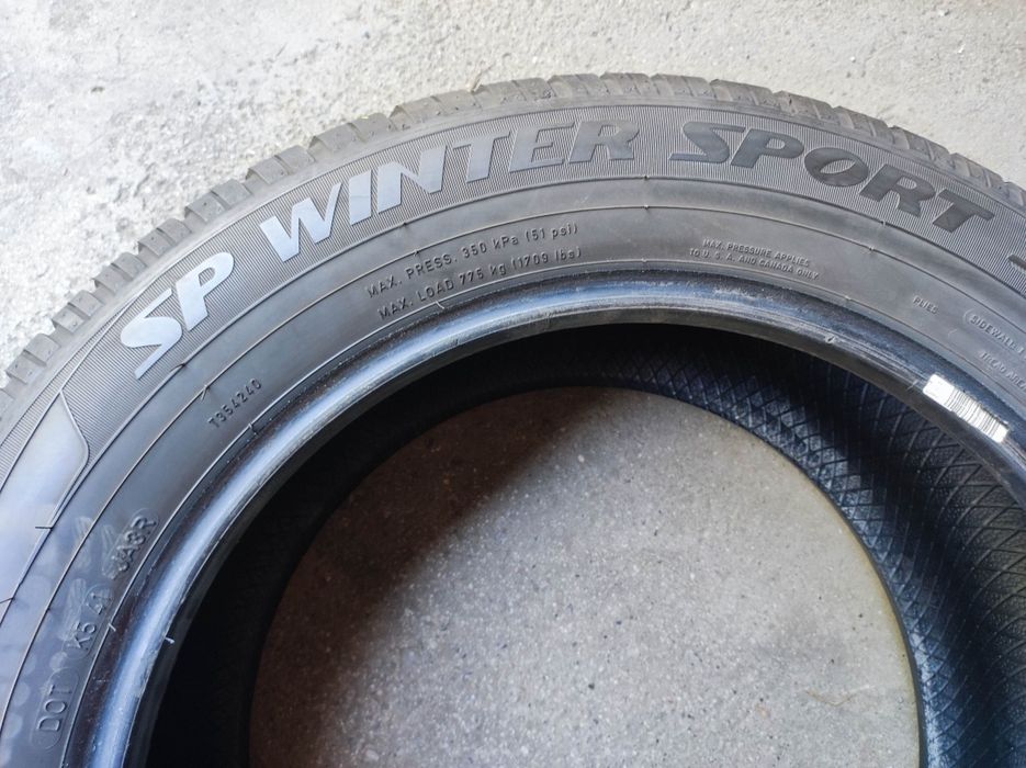 4 бр. 17 цола Зимни гуми Dunlop runflat
225/60/17 94Н