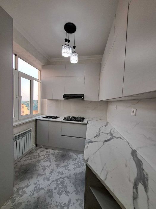 4х комнатная квартира 95кв/м, со всеми удобствами на районе Вокзала