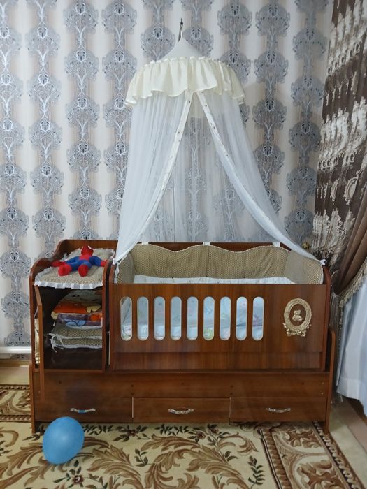 Detskiy 3/1 kravat i shkaf