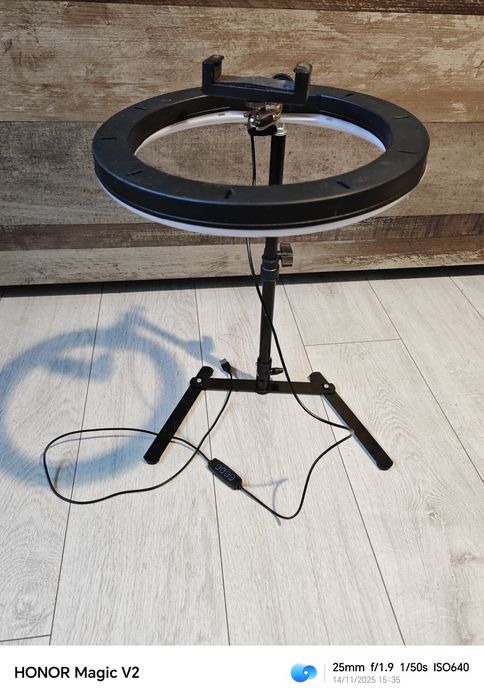 Suport pentru telefon LED