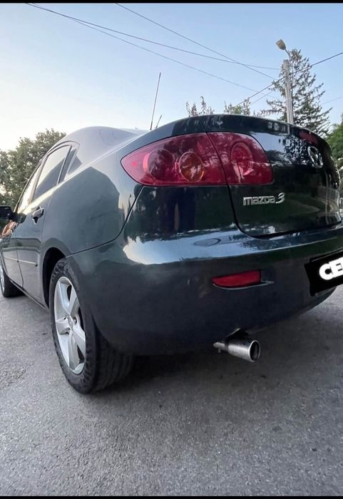 Vând mazda 3 1.6 benzina