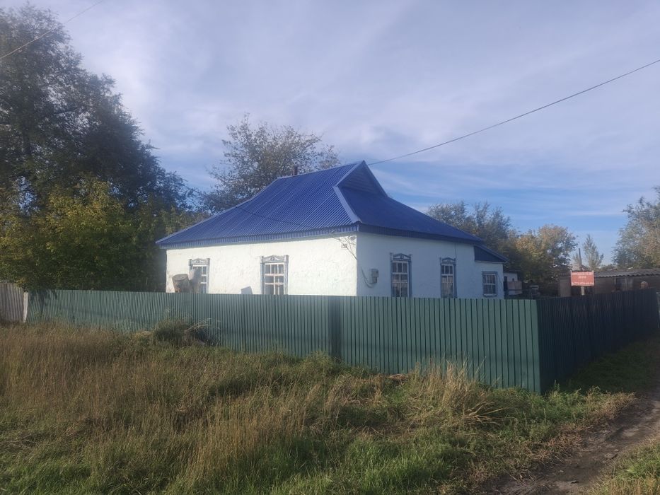 Продается дом в центре Калбатау