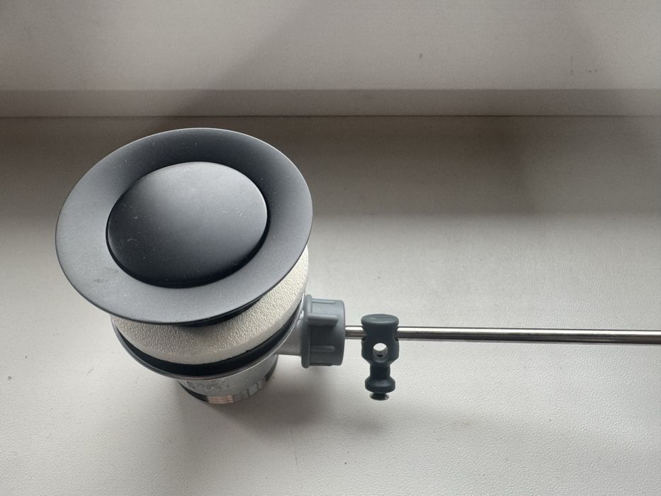 Сифон на chrome черен мат