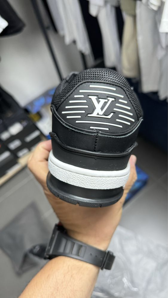 louis vuitton sneakers