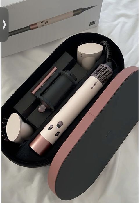 Продаю Dyson !!!