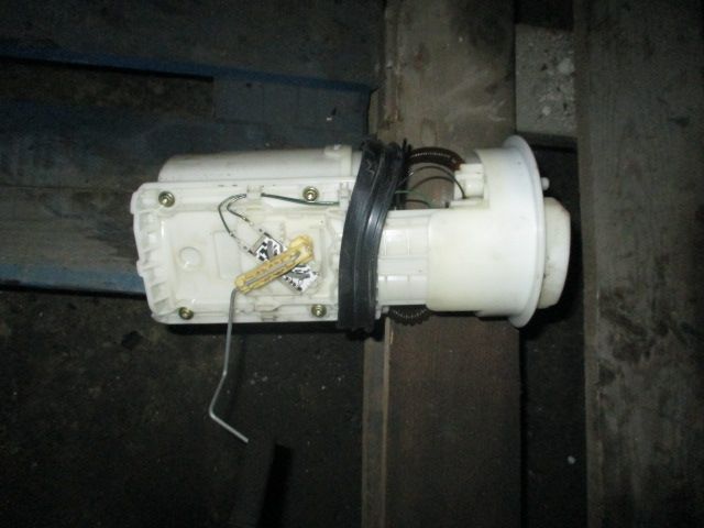 Pompa benzina rezervor Vw Golf 4 Bora A3 Octavia motor 1,4 si 1,6 benz