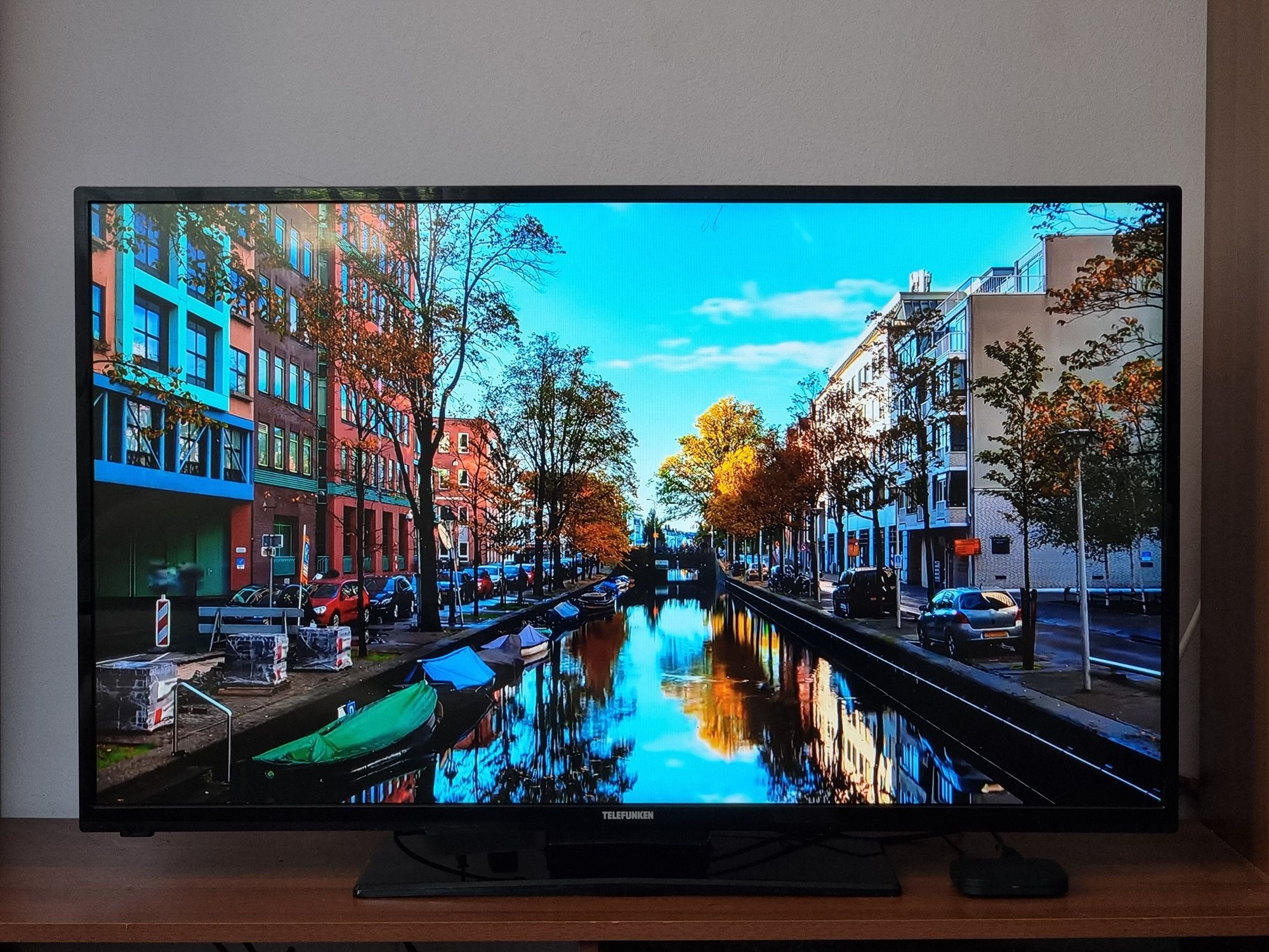 Телевизор/TELEFUNKEN  - 43"/FullHD , Цифрова + Ефирна