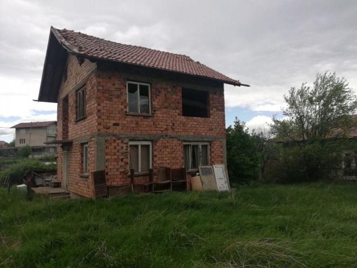 Къща в с. Ярджиловци