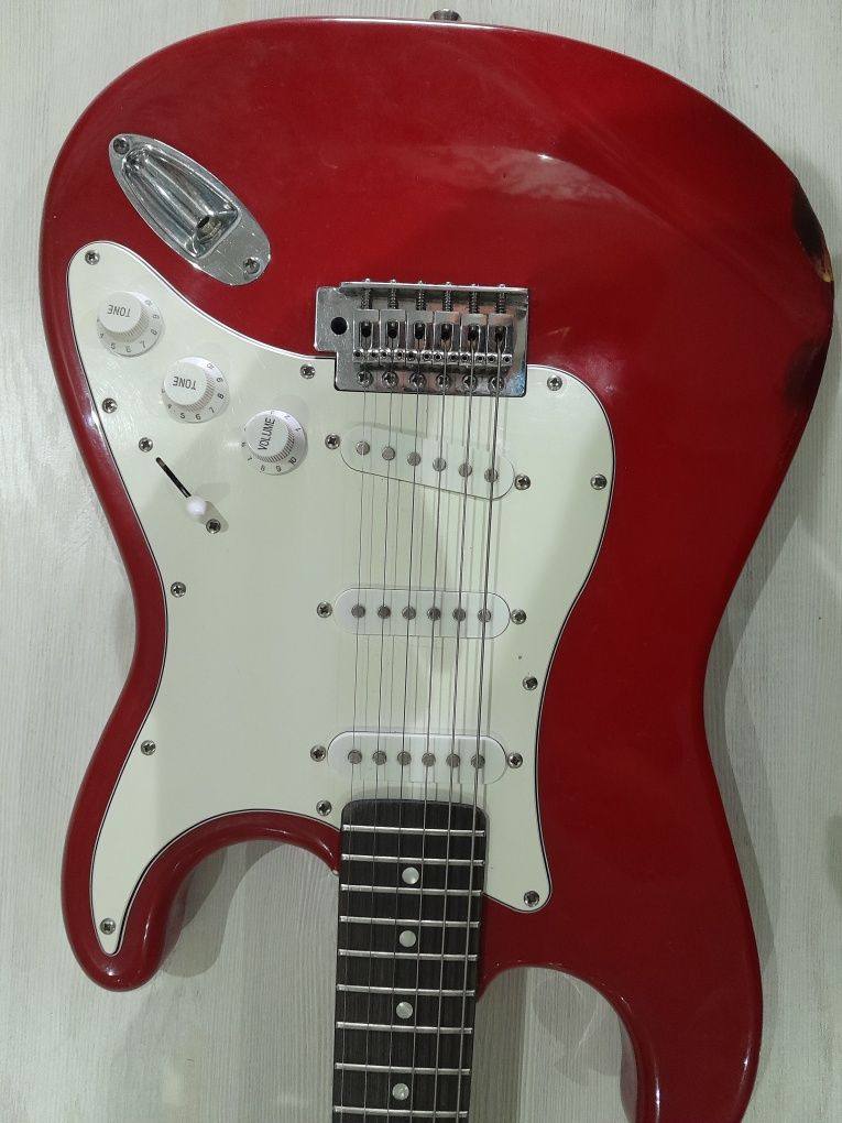 Elektro gitara sotiladi