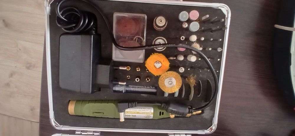 Инструменты для эпоксидного дела